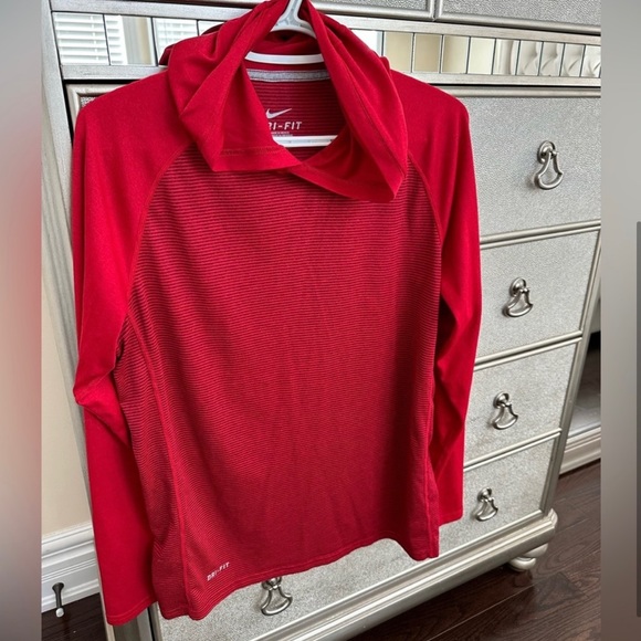 Men's Nike Dry Fit Long Sleeve - Picture 3 of 4